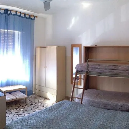 Rosy Hotel