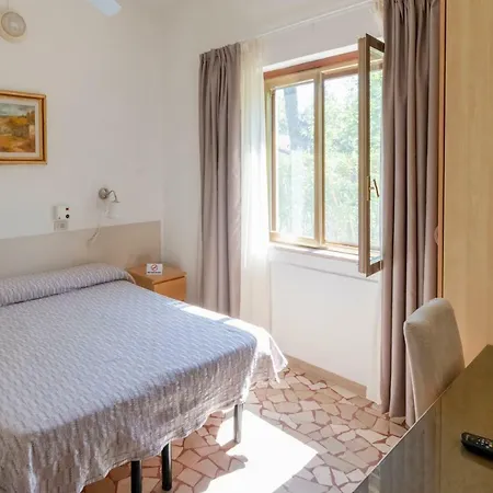 Hotel Rosy