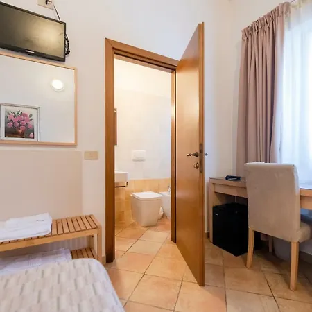 Hotel Rosy Torre del Lago Puccini