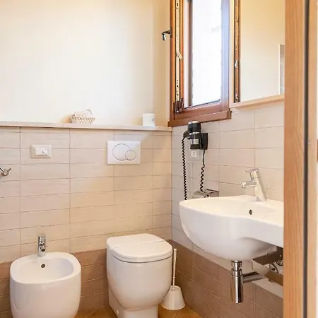 Hotel Rosy 3*